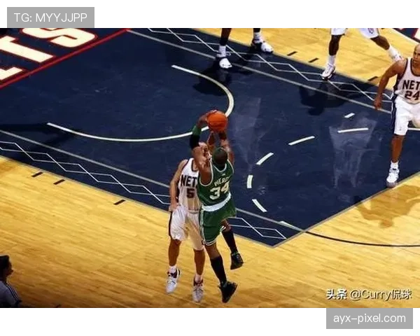 防守三秒违例究竟怎么判？看懂NBA规则的关键一步